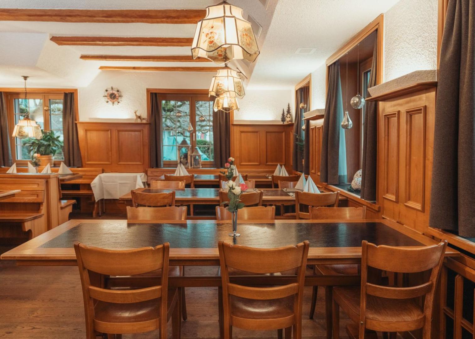 Hotel Restaurant Kreuz Kaiserstuhl 외부 사진
