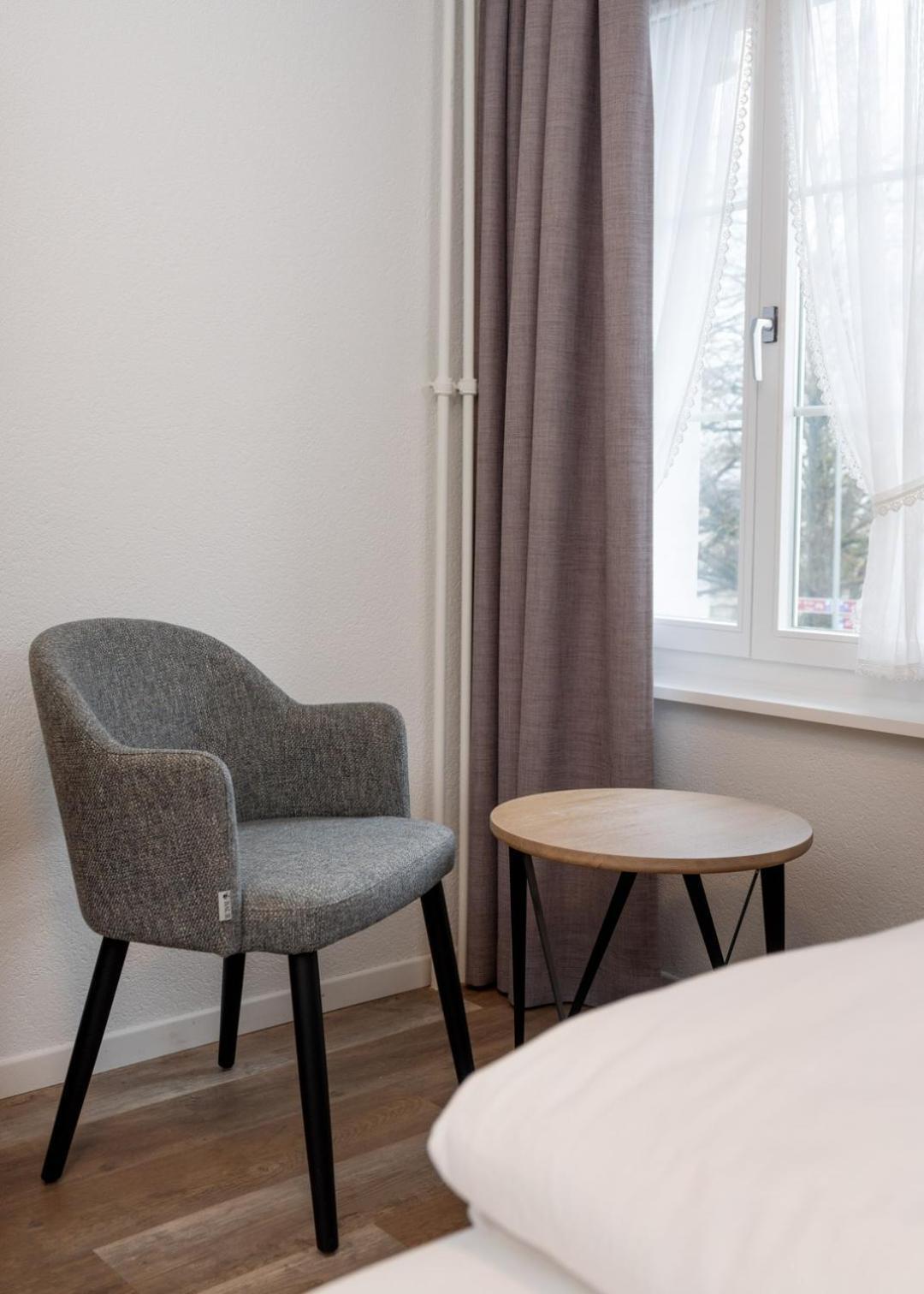 Hotel Restaurant Kreuz Kaiserstuhl 외부 사진
