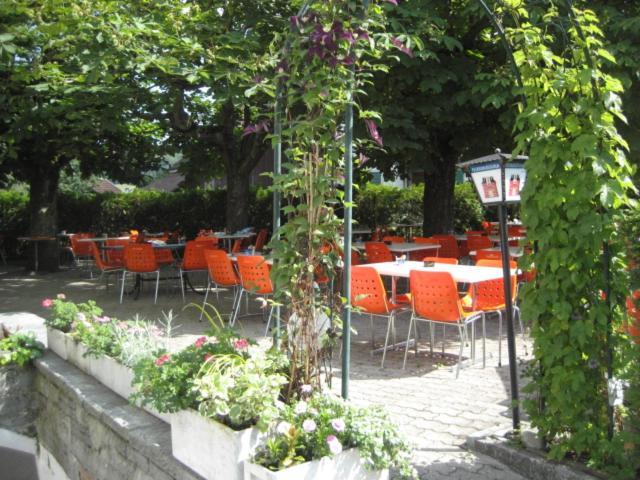Hotel Restaurant Kreuz Kaiserstuhl 외부 사진