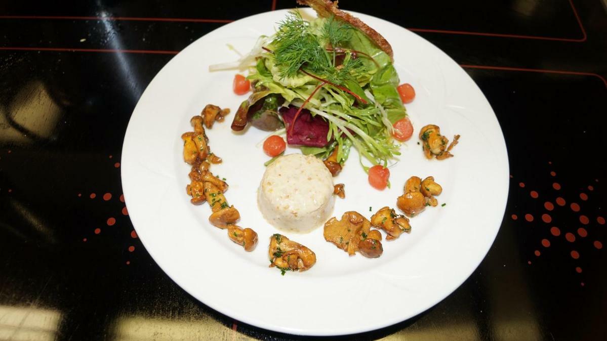 Hotel Restaurant Kreuz Kaiserstuhl 외부 사진